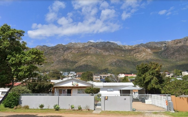 Outside View of professional thai massage